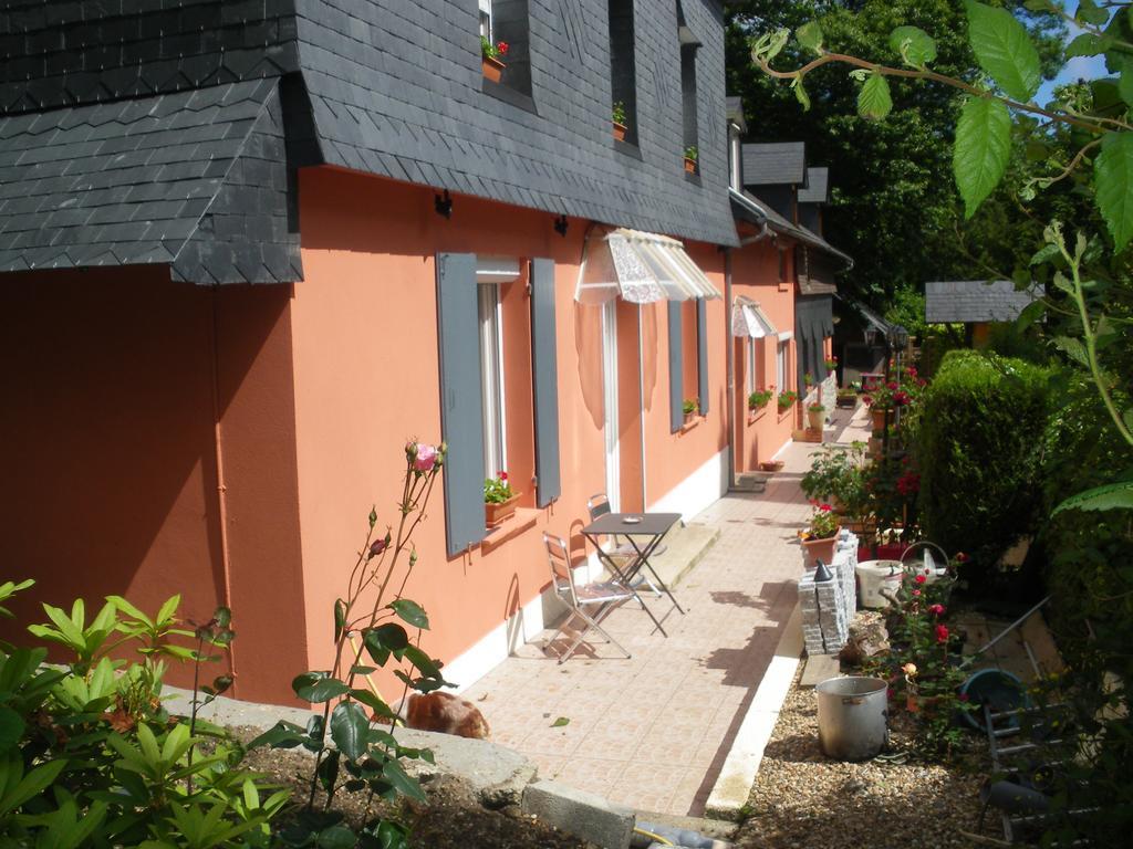 Bed and Breakfast Les Coquillettes Équemauville Exterior foto